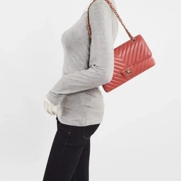 Chanel Rosewood Chevron Quilted Lambskin Leather Classic Medium Double Flap Bag - Picture 2 of 10